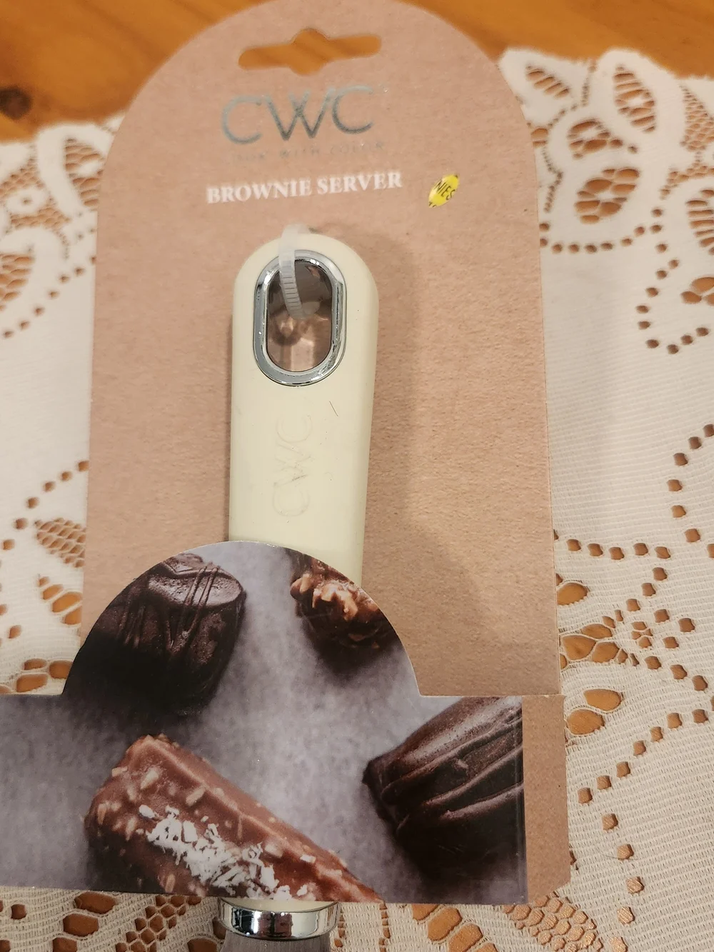 CWC Brownie Server / Small Spatula NEW IN PACKAGE